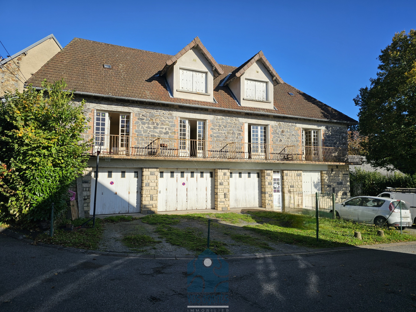 Image_, Immeuble, Saint-Gervais-d'Auvergne, ref :686