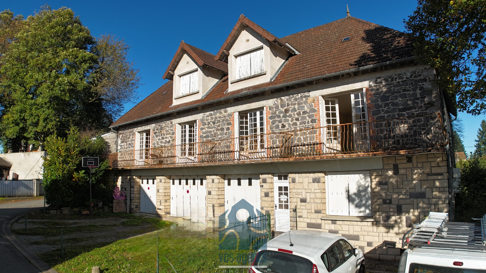 Image_, Immeuble, Saint-Gervais-d'Auvergne, ref :686