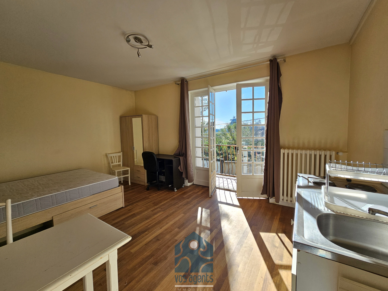 Image_, Immeuble, Saint-Gervais-d'Auvergne, ref :686