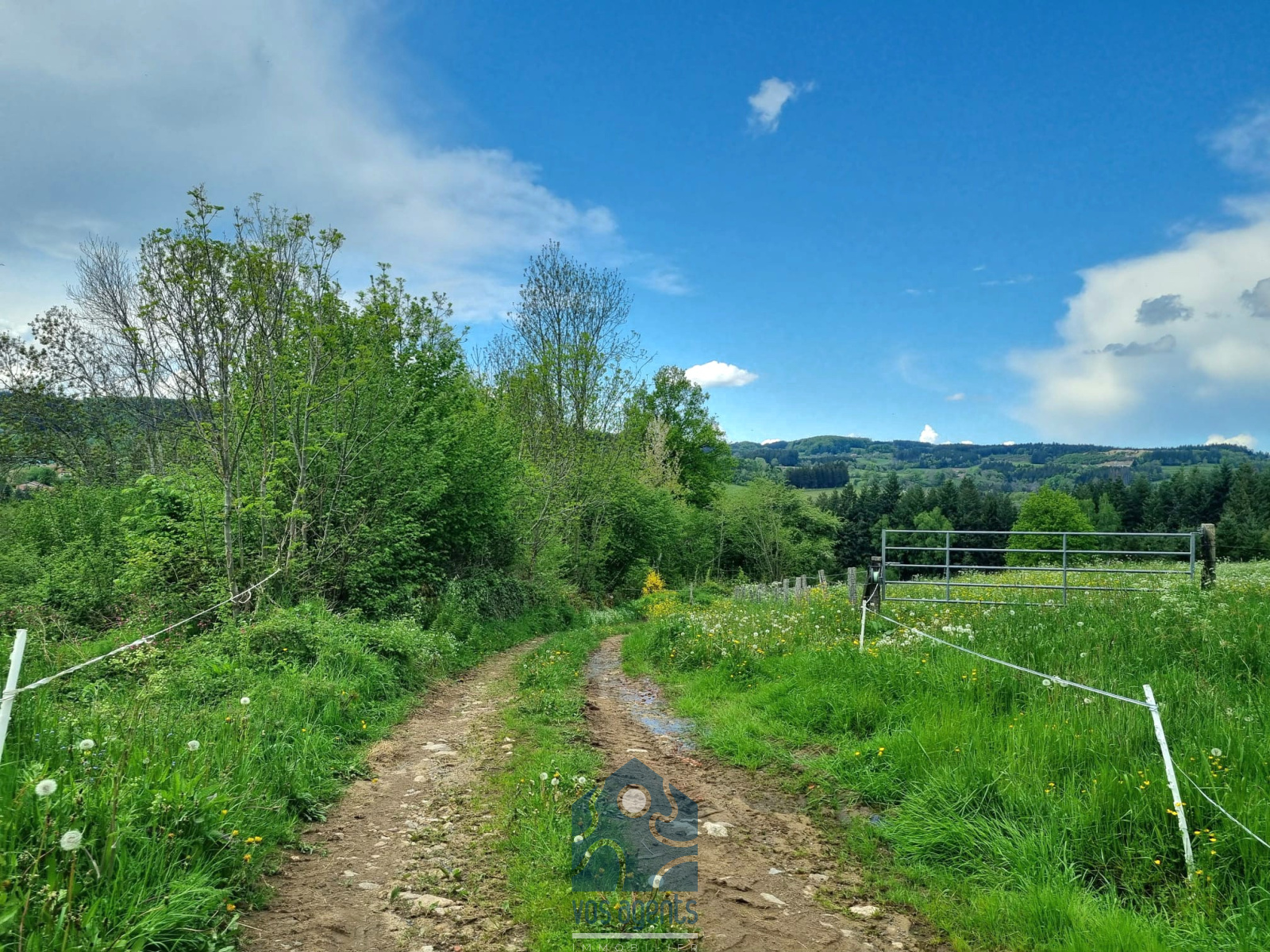 Image_, Ferme, Saint-Amant-Roche-Savine, ref :923