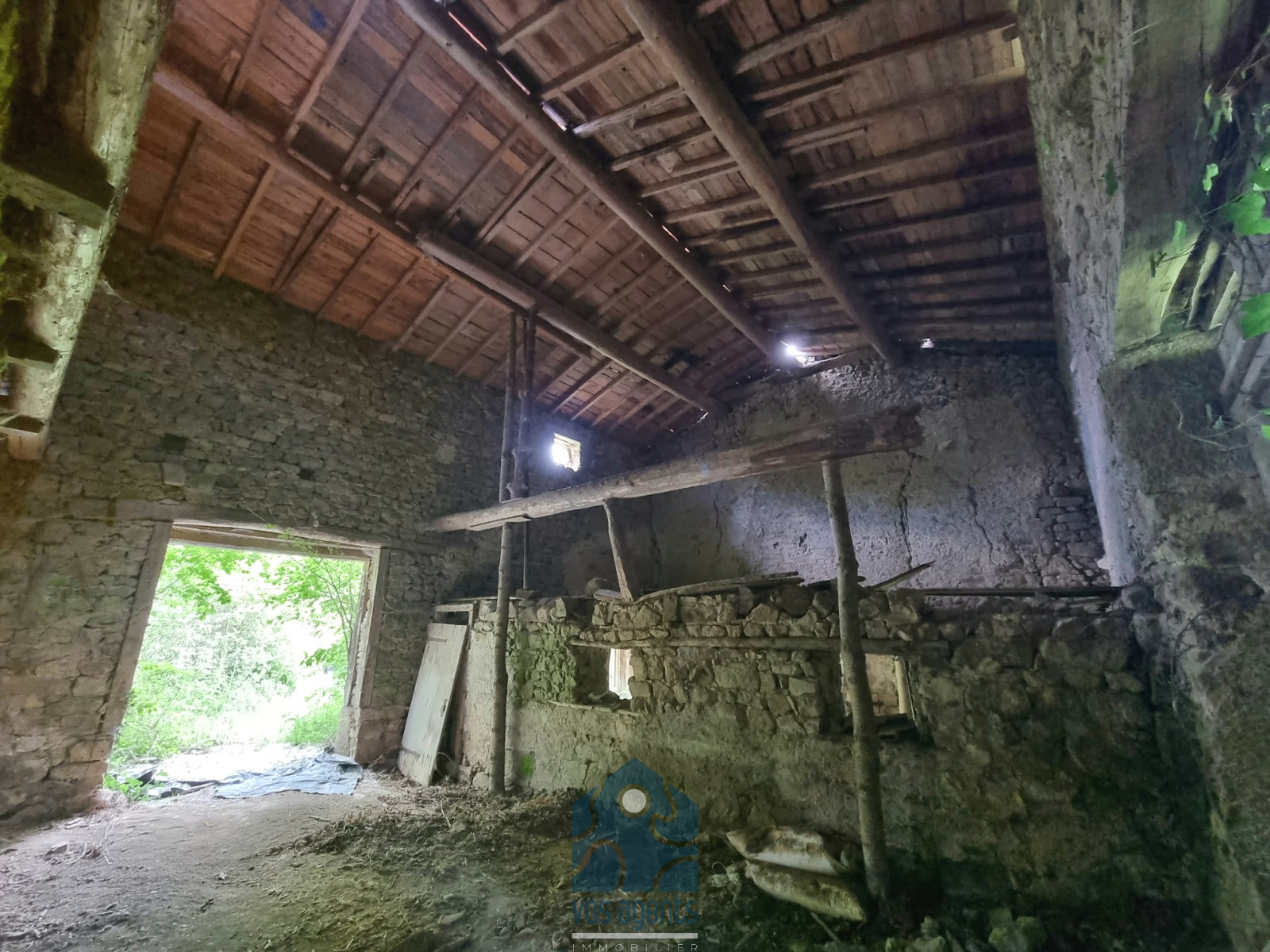Image_, Ferme, Saint-Amant-Roche-Savine, ref :923