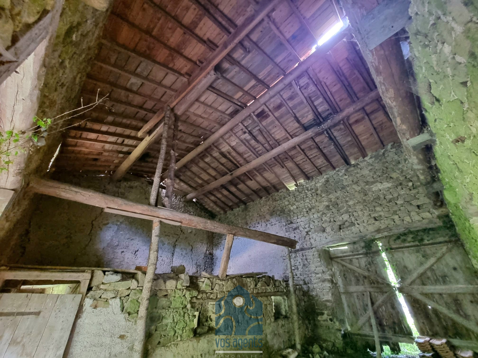 Image_, Ferme, Saint-Amant-Roche-Savine, ref :923