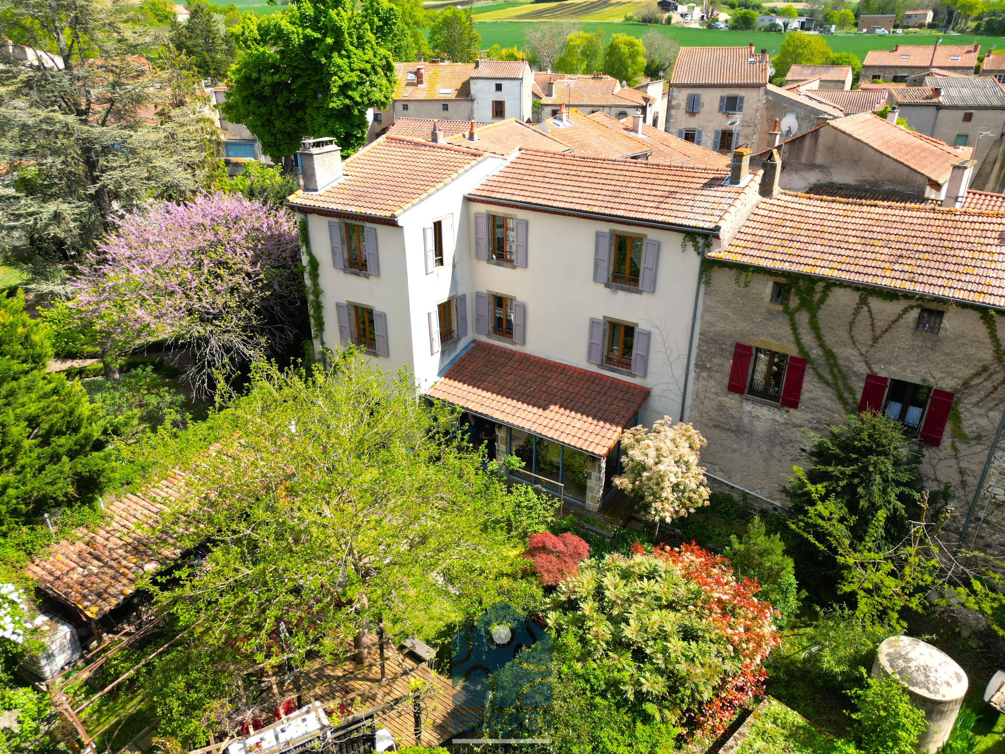 Maison à vendre à Authezat, 250 m², 8 pièces – photo 1 sur 11