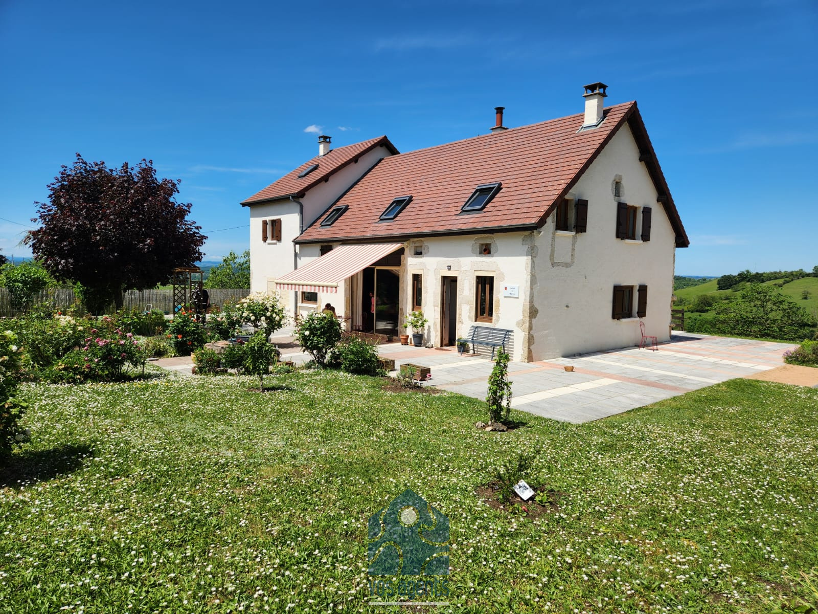 Villa avec vue imprenable sur Billy, parc arboré, terrasses
