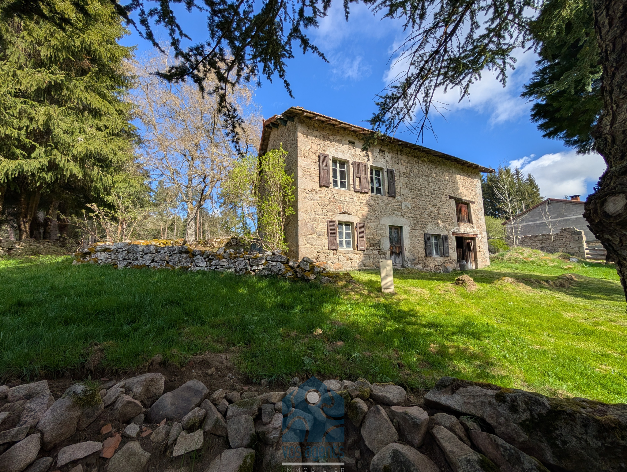 Maison en pierre