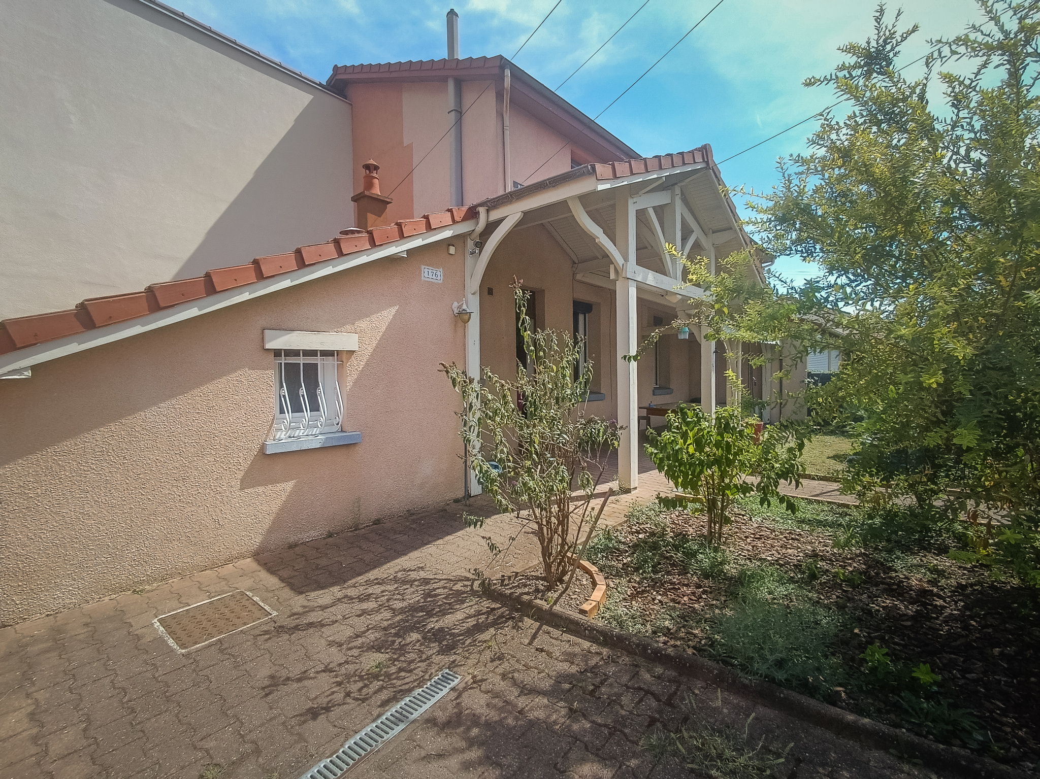 Maison 4 pièces avec jardin et garage